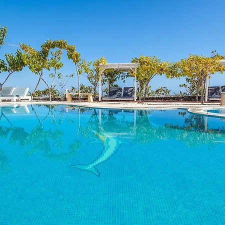 Santorini Mesotopos 3*