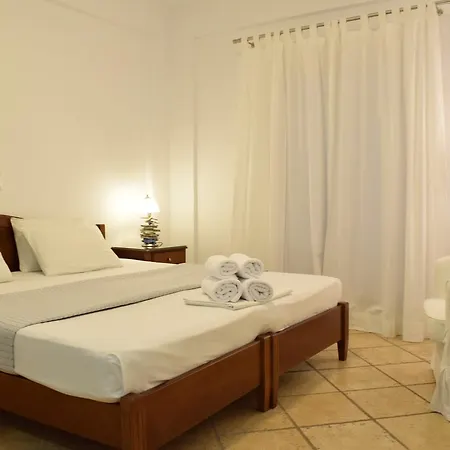 Santorini Mesotopos Ξενοδοχείο με διαμερίσματα 3*